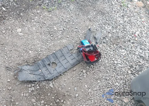 2013 Hyundai Elantra Limited z USA, uszkodzony, nr VIN 5NPDH4AE0DH215060